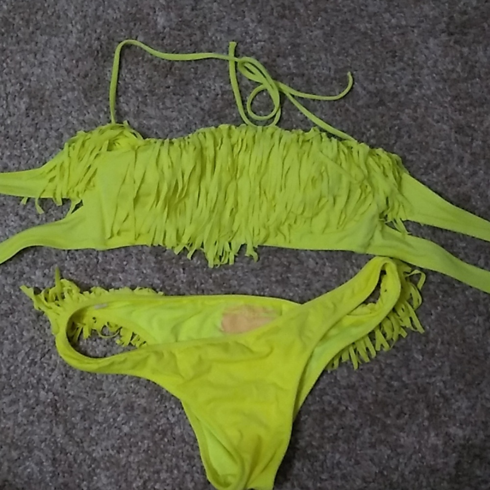 VS Neon Yellow bikini